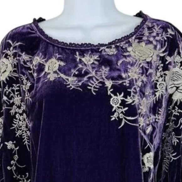 Sundance NWOT Alarie Velvet Embroidered Top Blouse Size L Purple - Picture 3 of 8